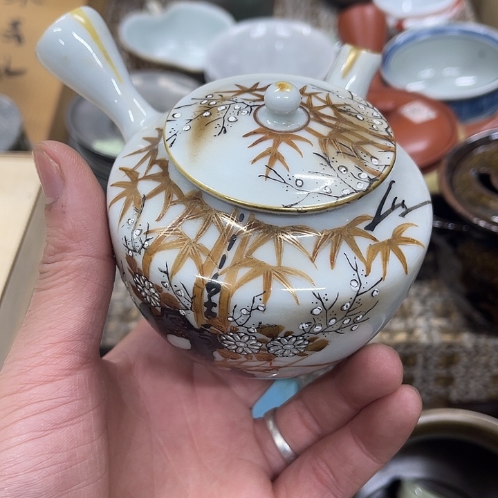 瓷片发发发发发发发发发发发发发