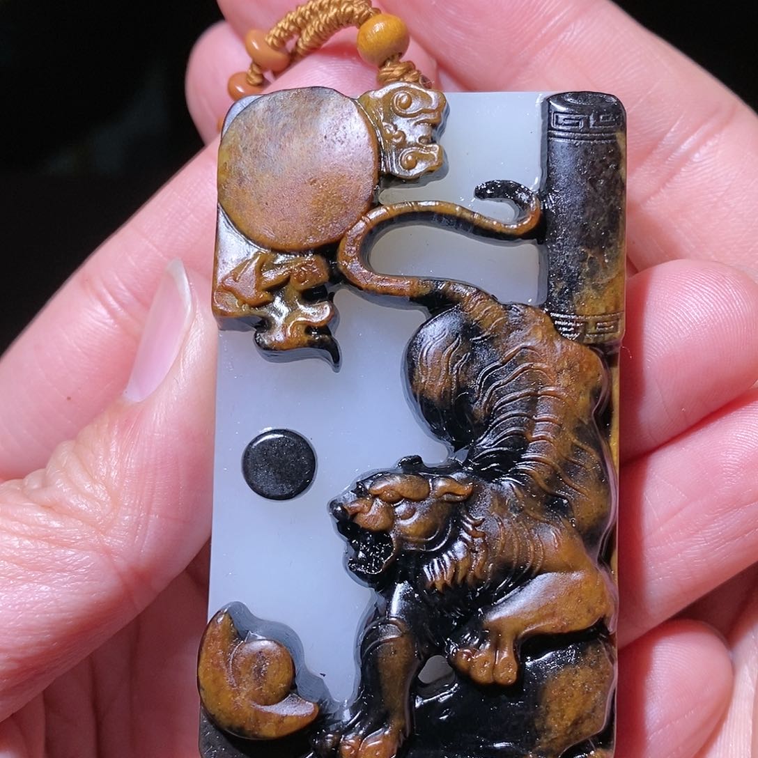 和田玉挂件未镶嵌