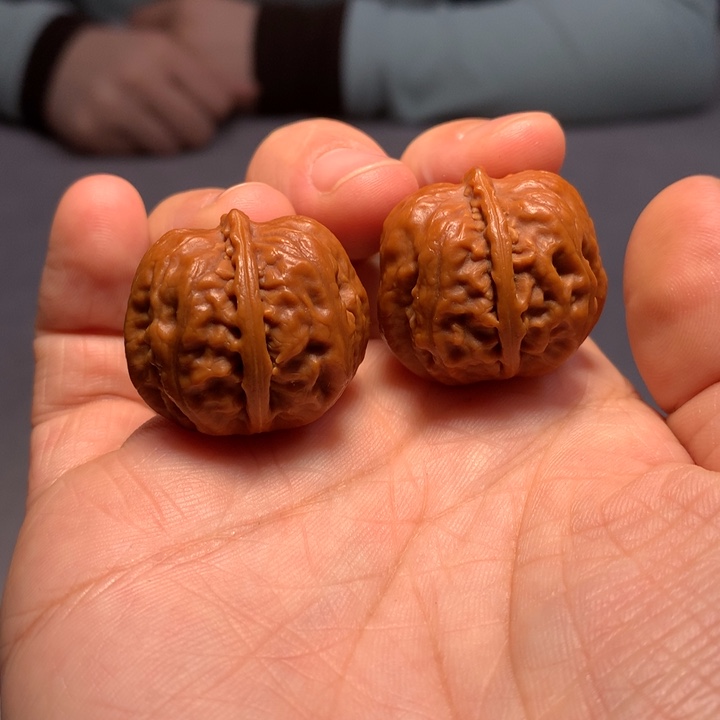 文玩核桃把件元宝155