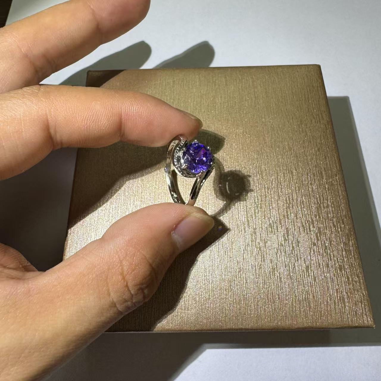 【高端定制】收藏级轻奢时尚设计戒指NP01403