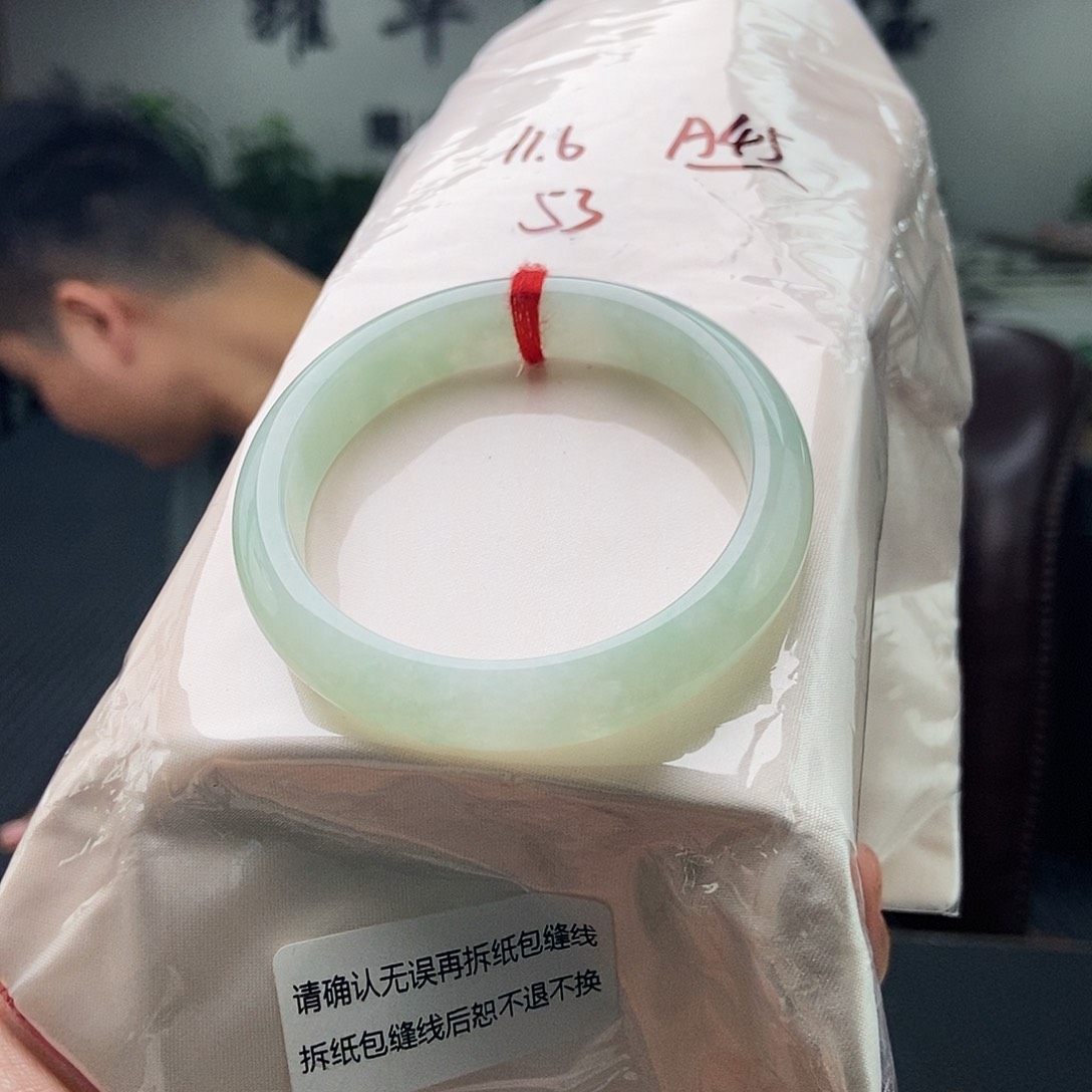 翡翠未镶嵌手镯拍一发一