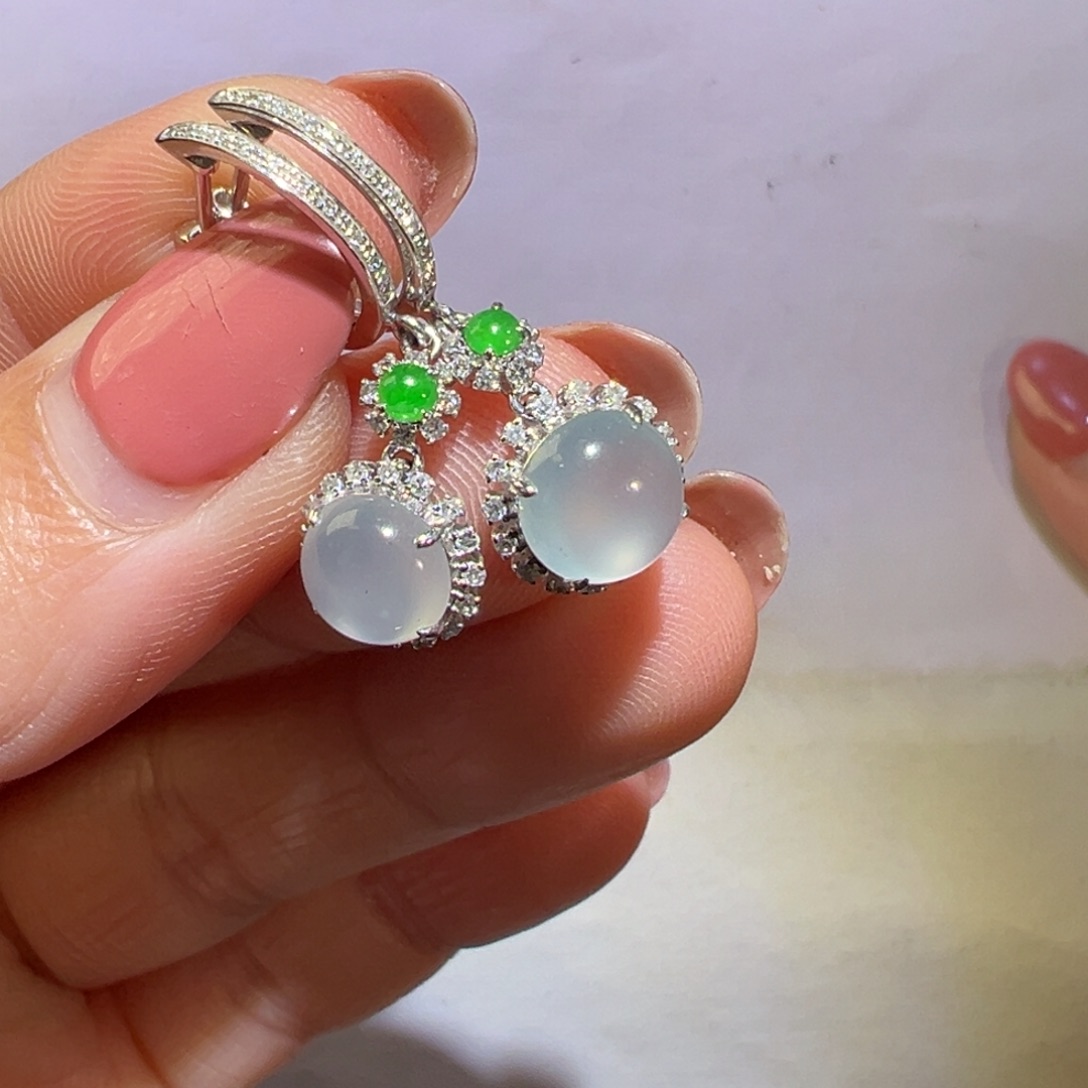 翡翠颈饰18K金镶嵌耳环