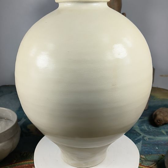 大***军河南巩县窑白釉罐一件