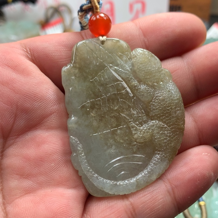翡翠颈饰未镶嵌保真天然A货翡翠
