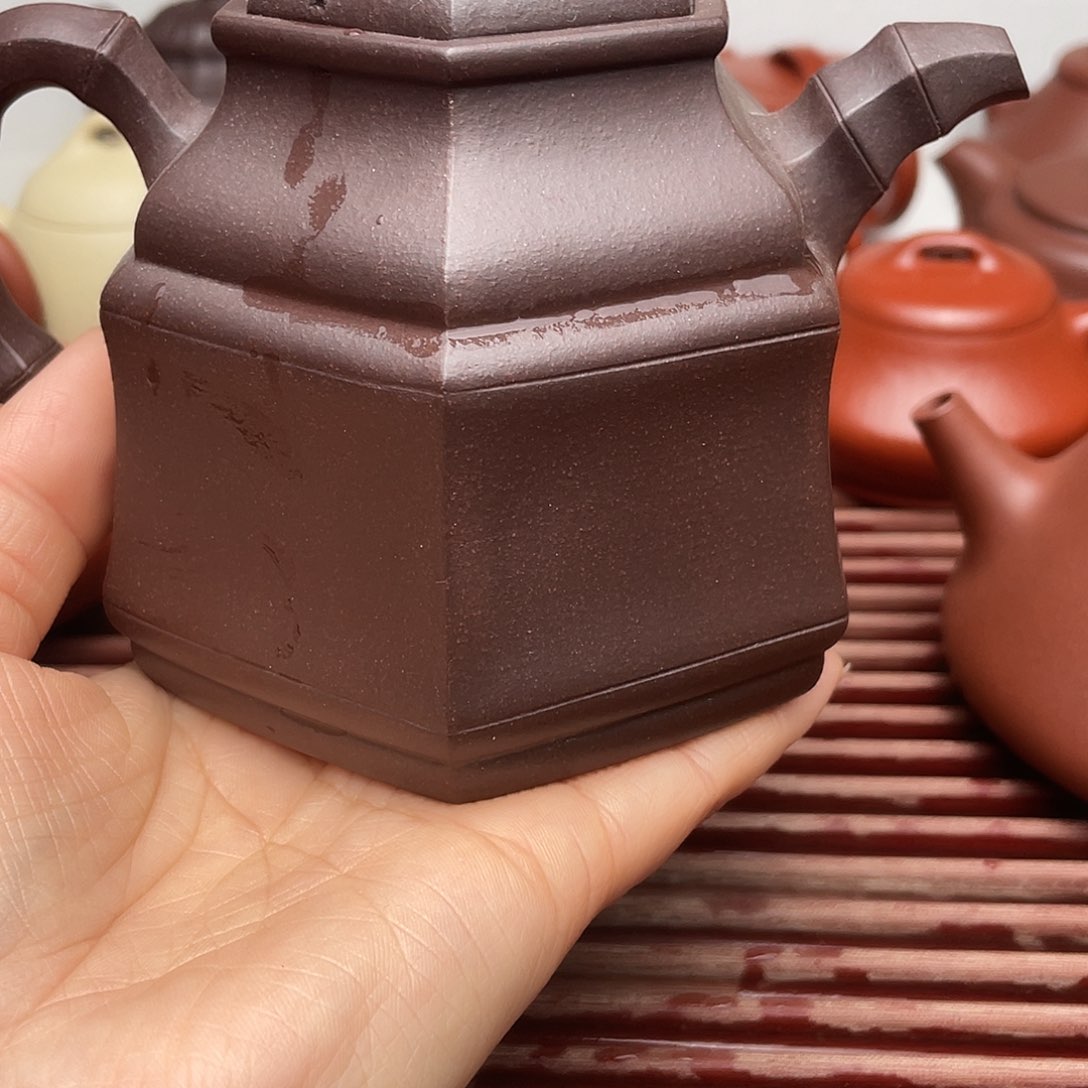 紫砂茶壶看****，紫砂壶等文物珍品