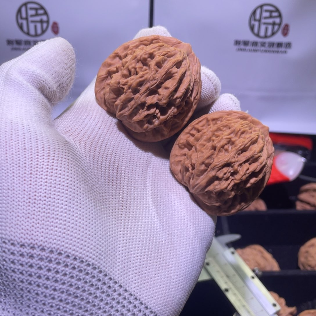 文玩核桃把件鲨**椒虎头 708