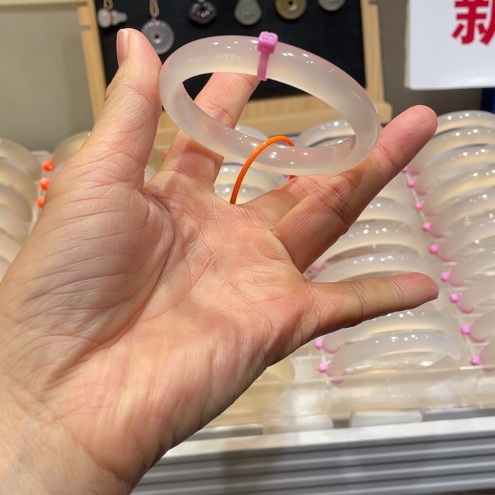 ʚ***ɞ玛瑙/玉髓未镶嵌手镯@定向荔枝冻@【57+】