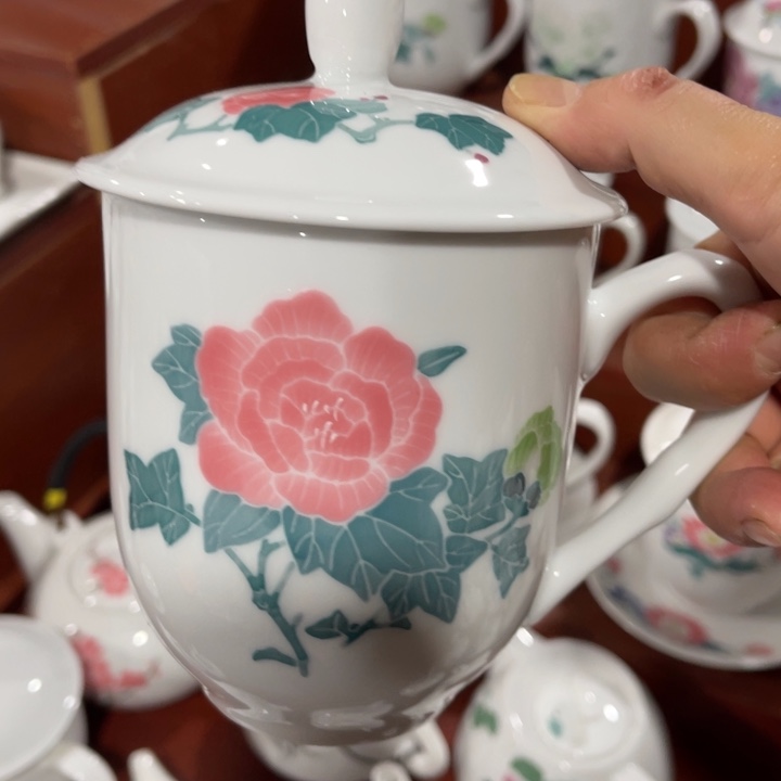 醴陵高温瓷器手绘550毫升东方红