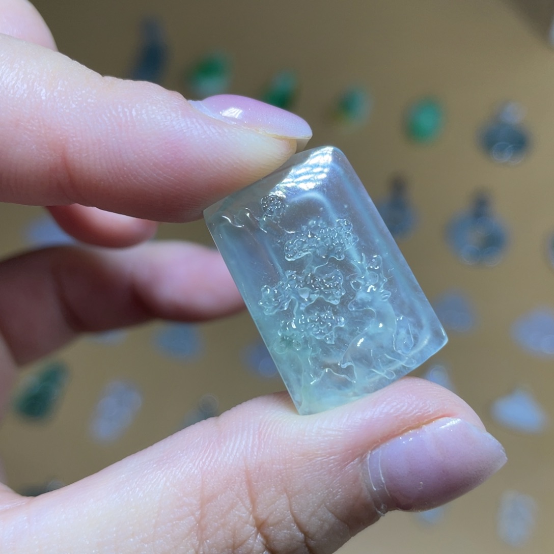 未镶嵌定制翡翠鹿牌