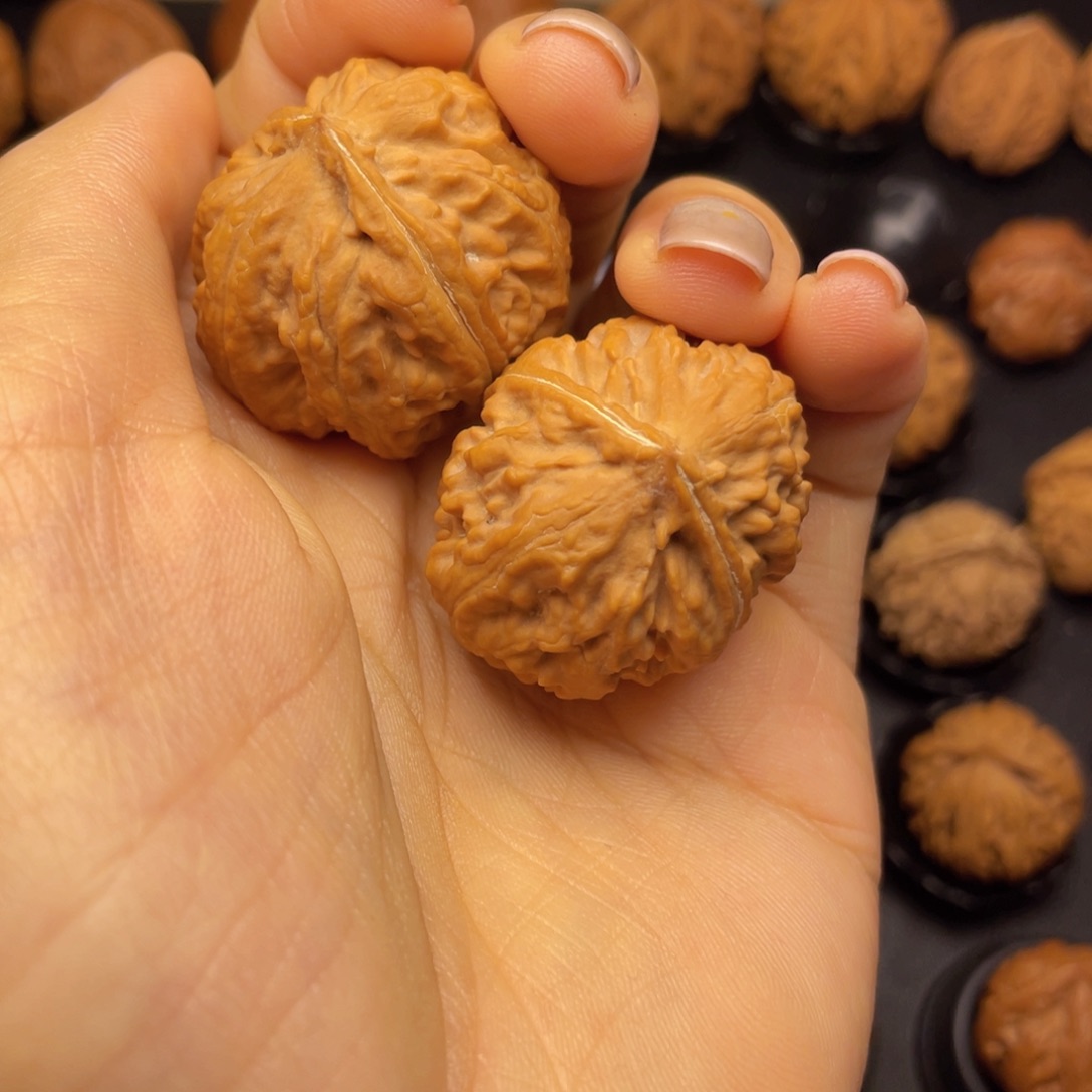 文玩核桃把件渡**劫文玩核桃