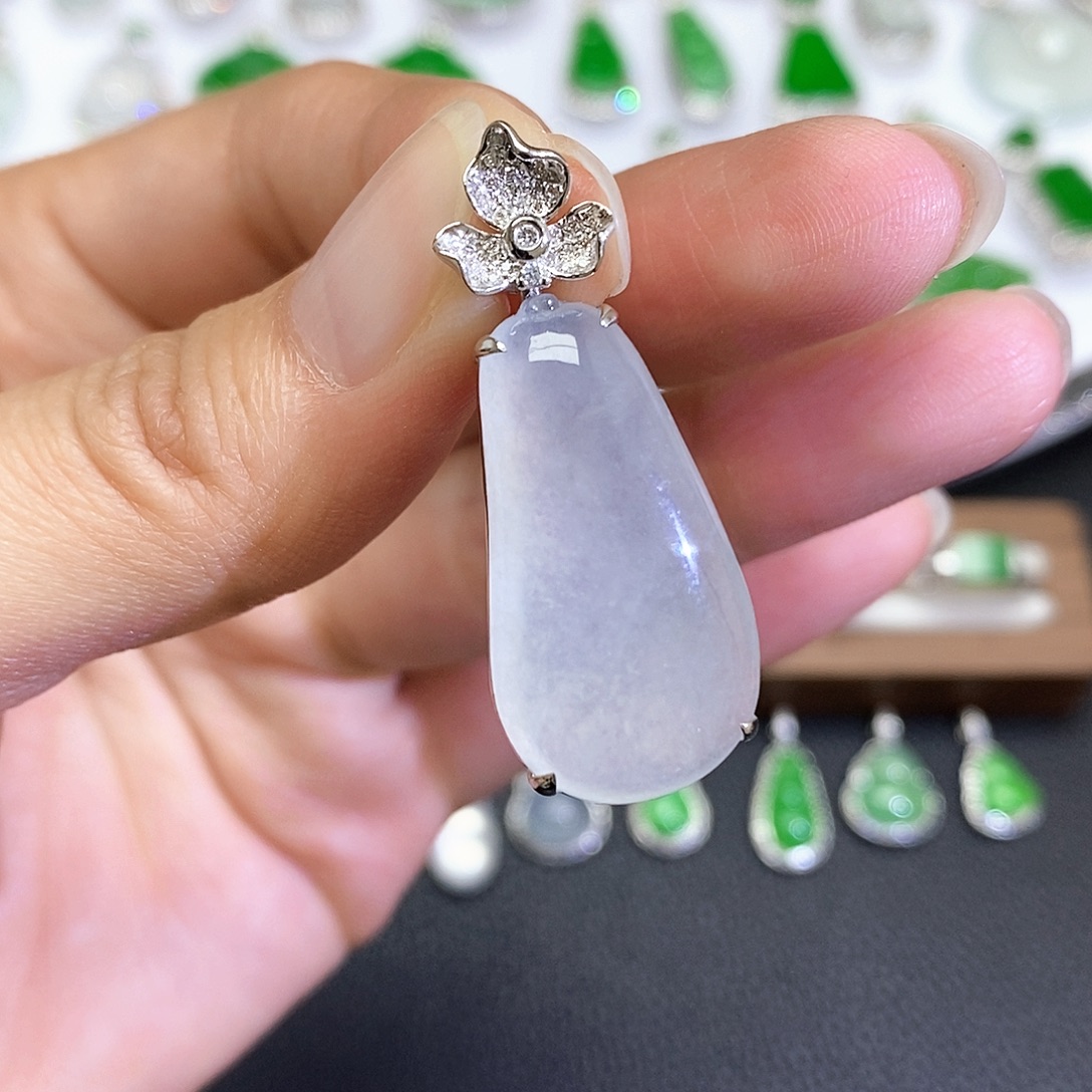 翡翠18K金镶嵌吊坠(不含链)