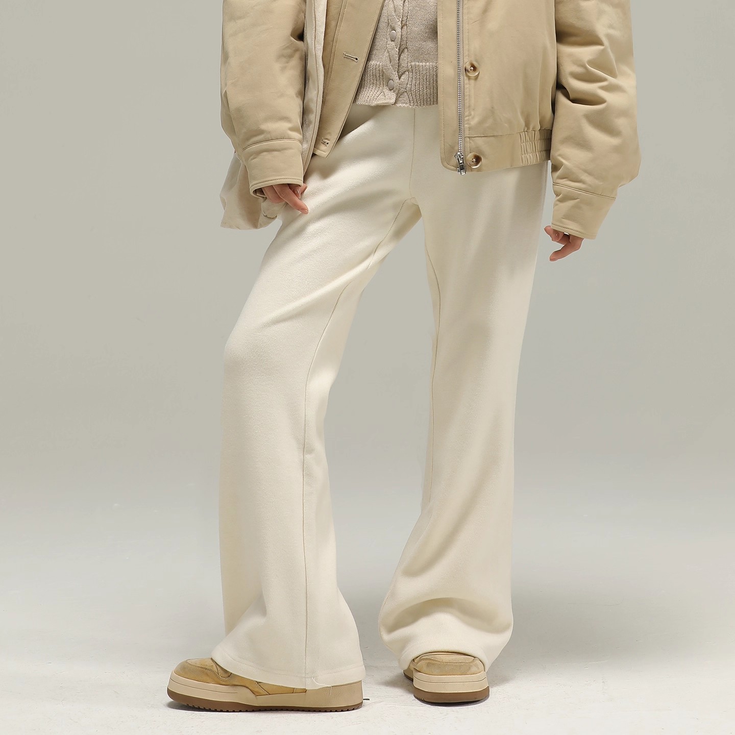 小女森女童秋冬加绒裤子杏色修身喇叭裤中大童休闲软糯保暖长裤女