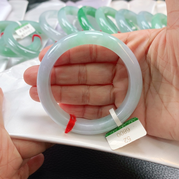 翡翠手镯未镶嵌52535253