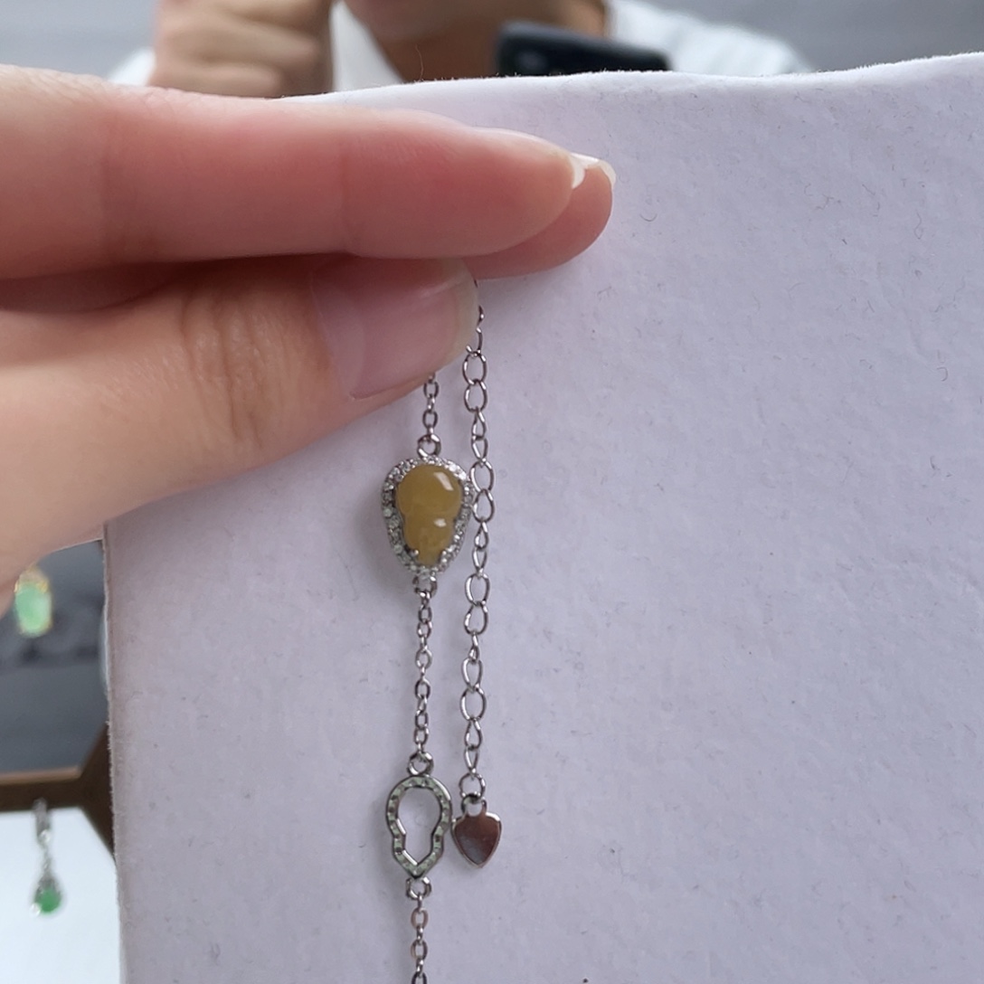 翡翠未镶嵌耳饰一物一图，以实物为准