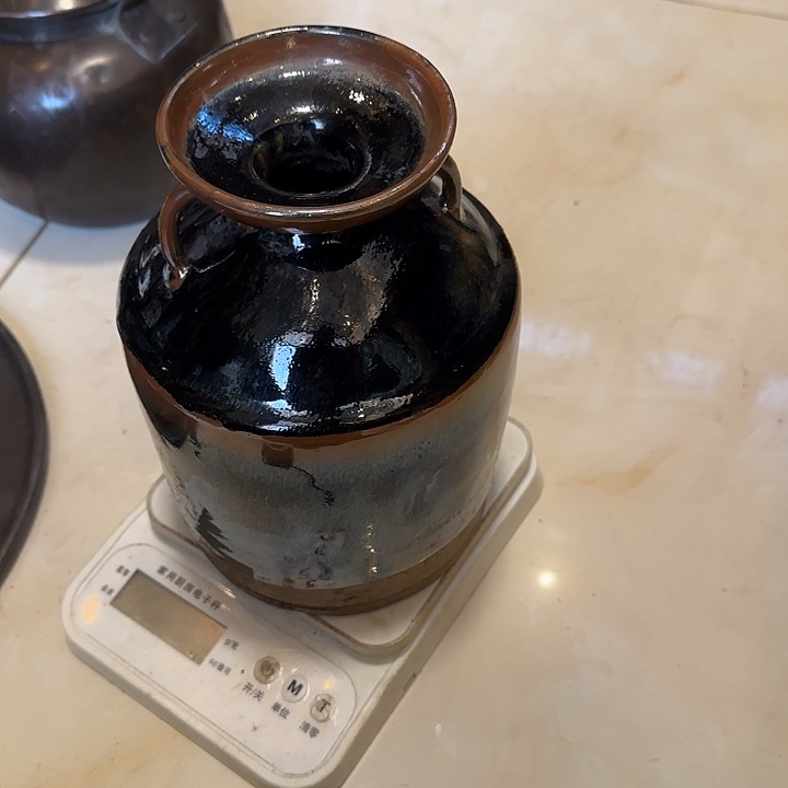 虎***吟合成树脂民俗老物件，包老包邮。