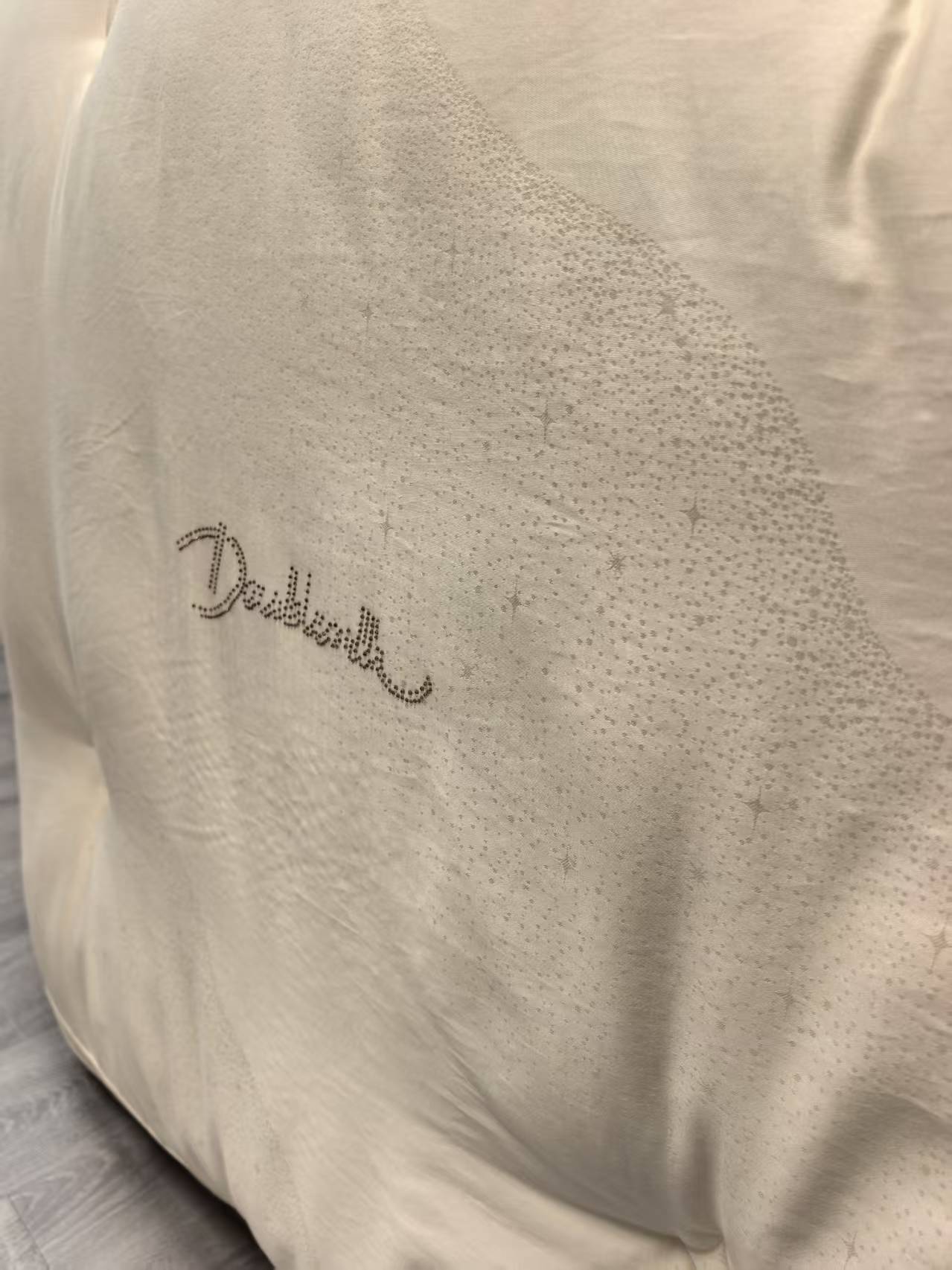 星辰大海高端轻奢家用天丝棉提花冬被被芯简约防滑高档被子加厚