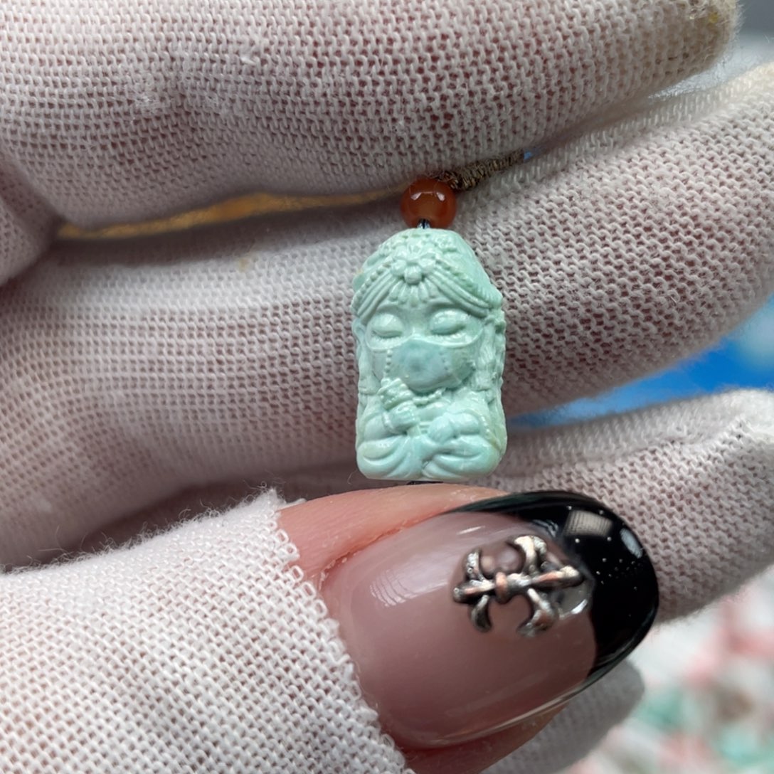 绿松石未镶嵌挂件