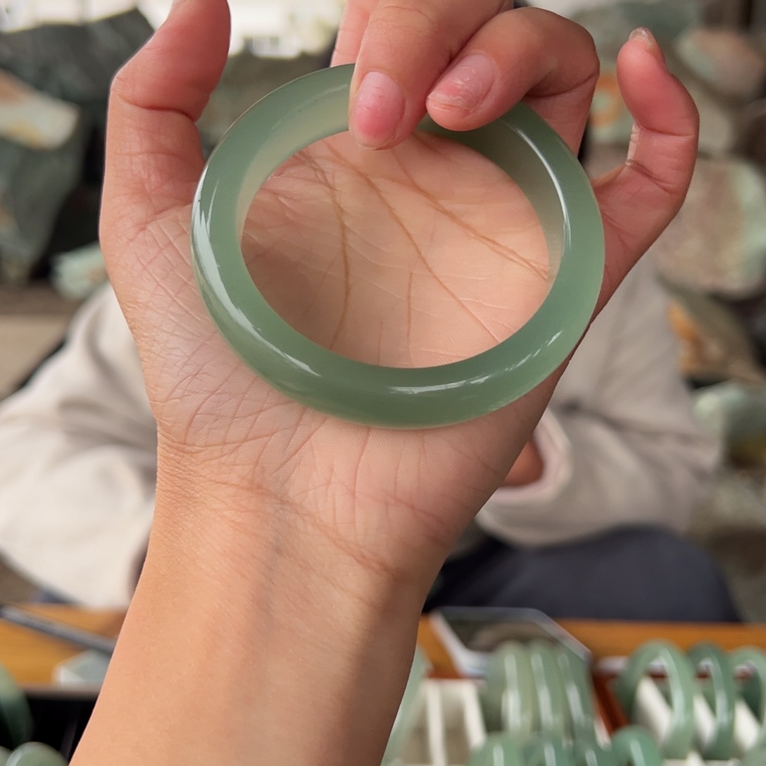 绿东陵冰晴水手镯