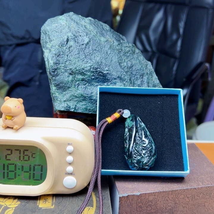 蛇纹石玉未镶嵌吊坠(赠链)安**宝200