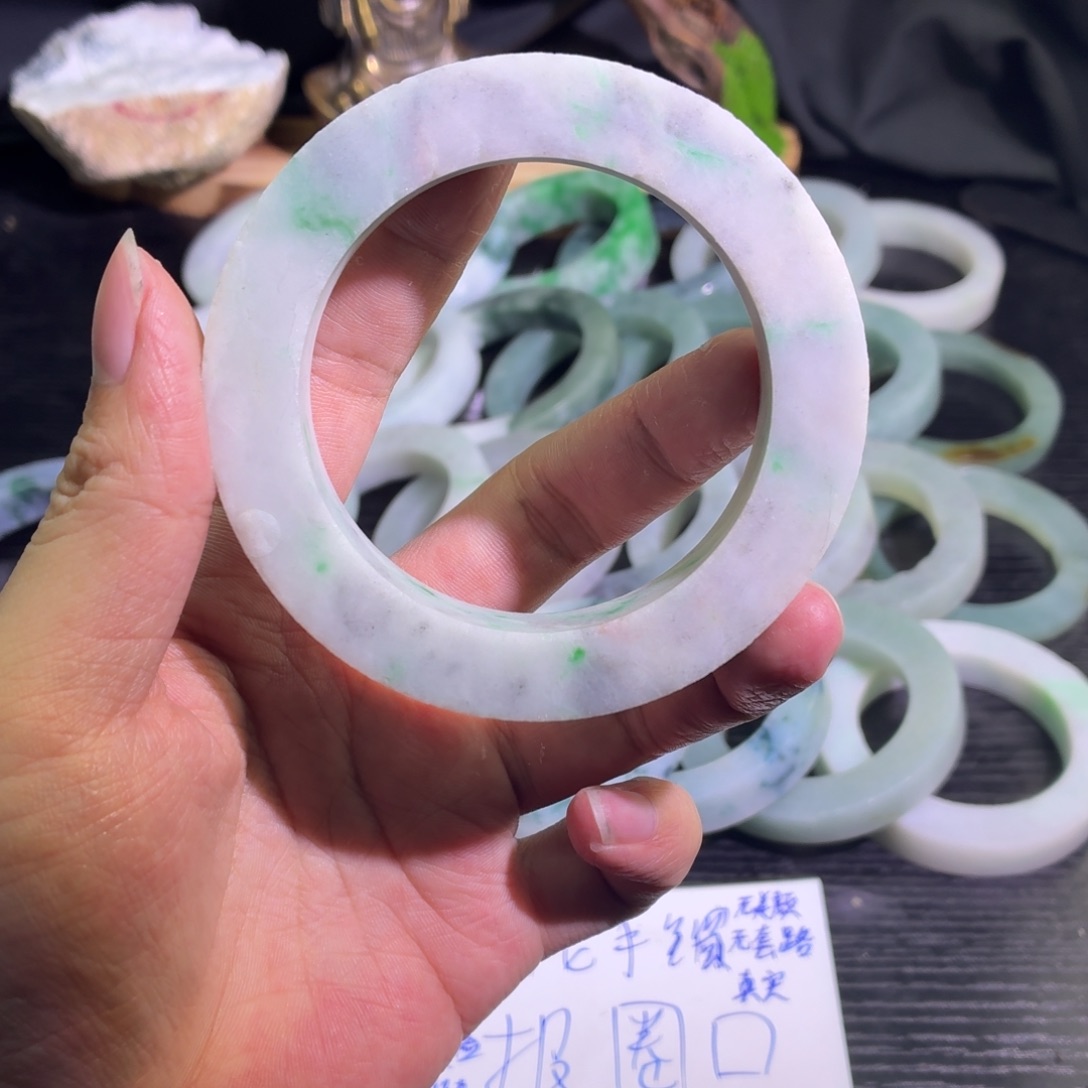 定制翡翠未镶嵌天然翡翠A货毛胚手镯定制