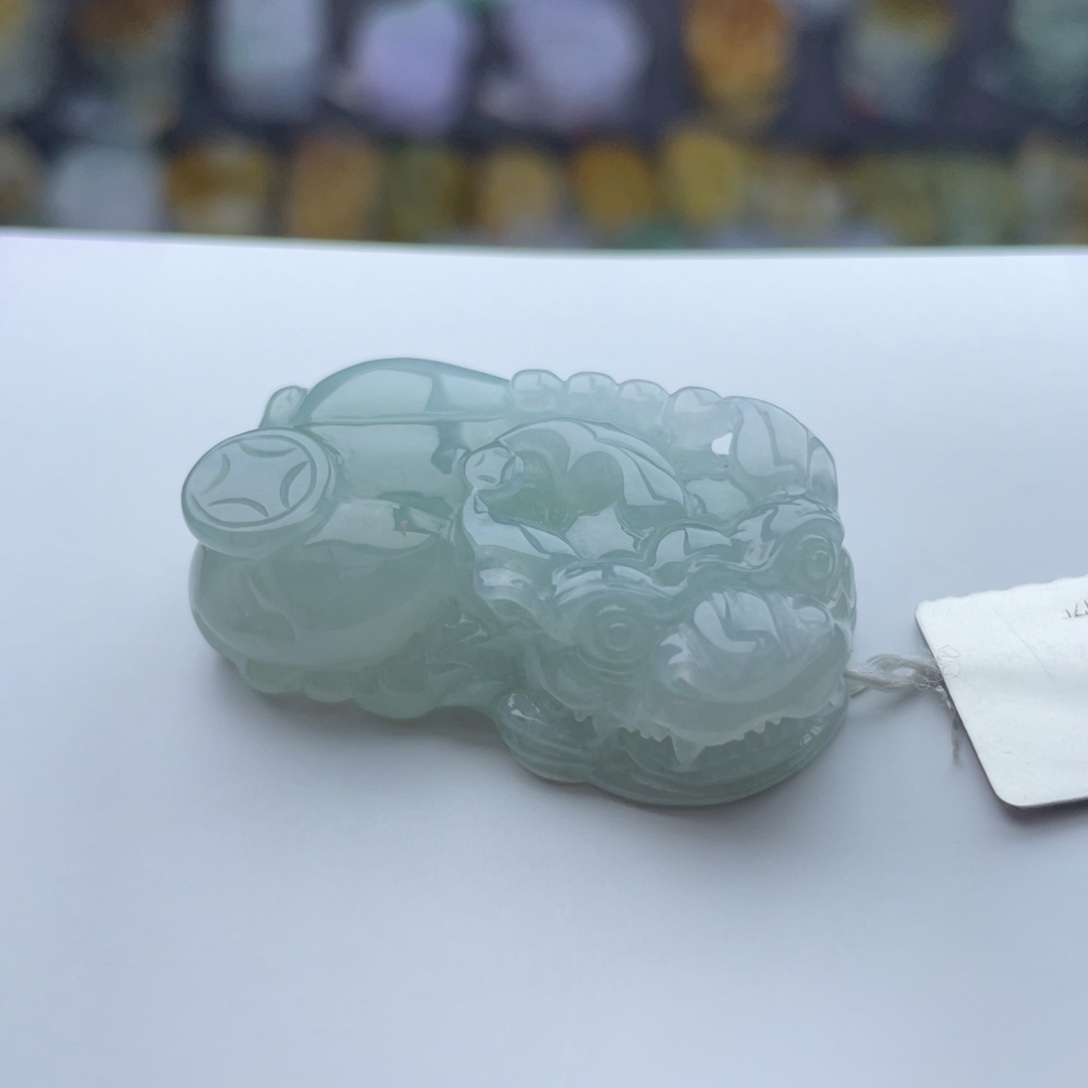 翡翠颈饰未镶嵌貔貅