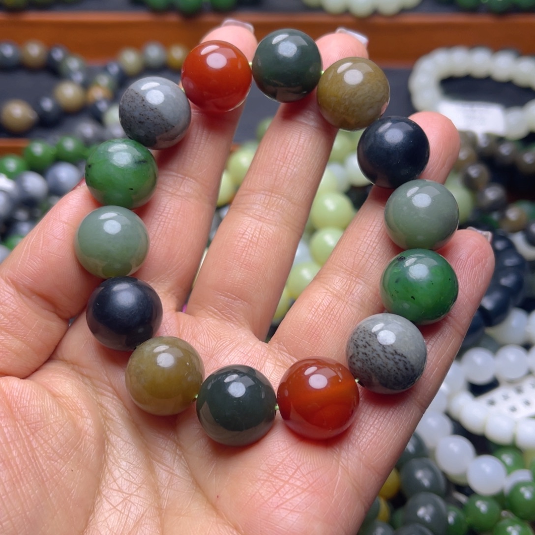 和田玉未镶嵌手链