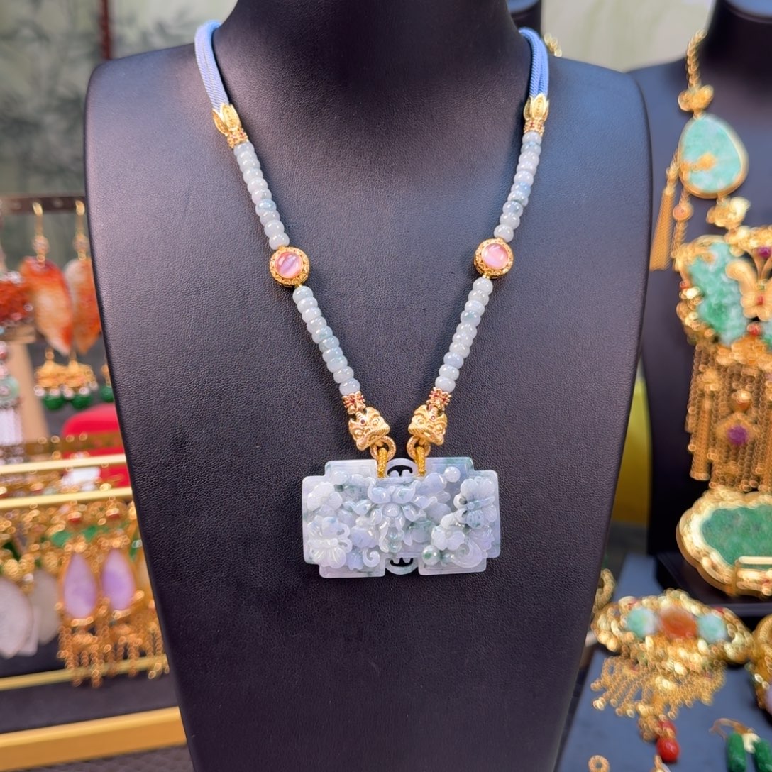 翡翠未镶嵌套链福利