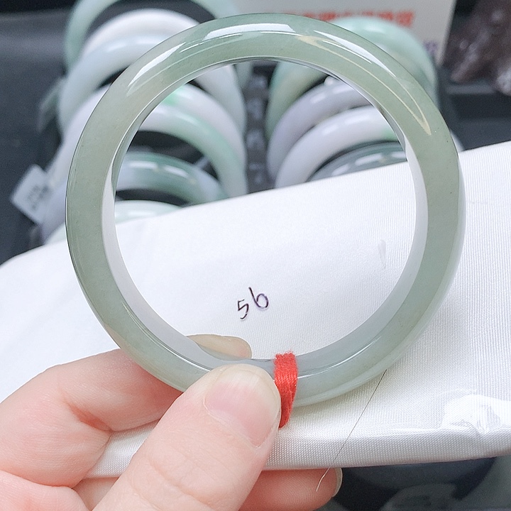 翡翠未镶嵌手镯317