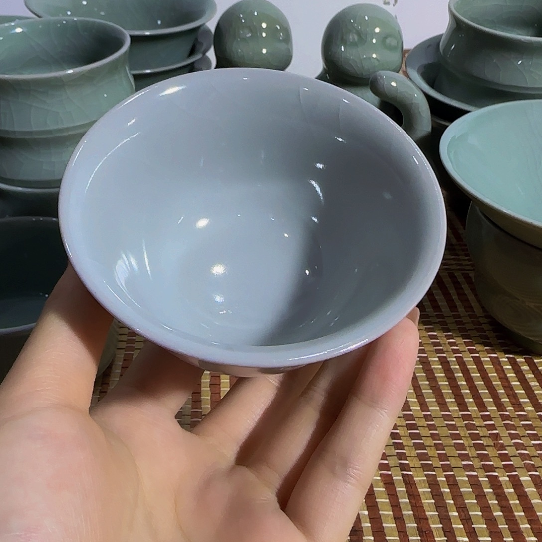 原矿月白釉小撇口杯