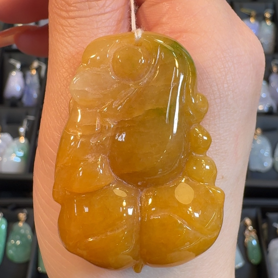 翡翠挂件18K金镶嵌莲叶