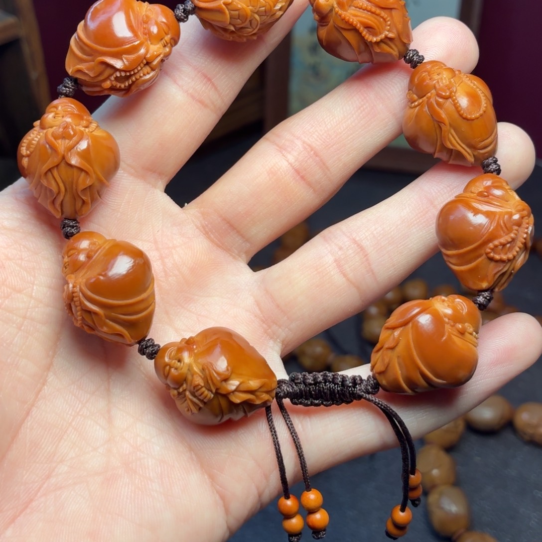 橄榄核手串玉化料小沙弥