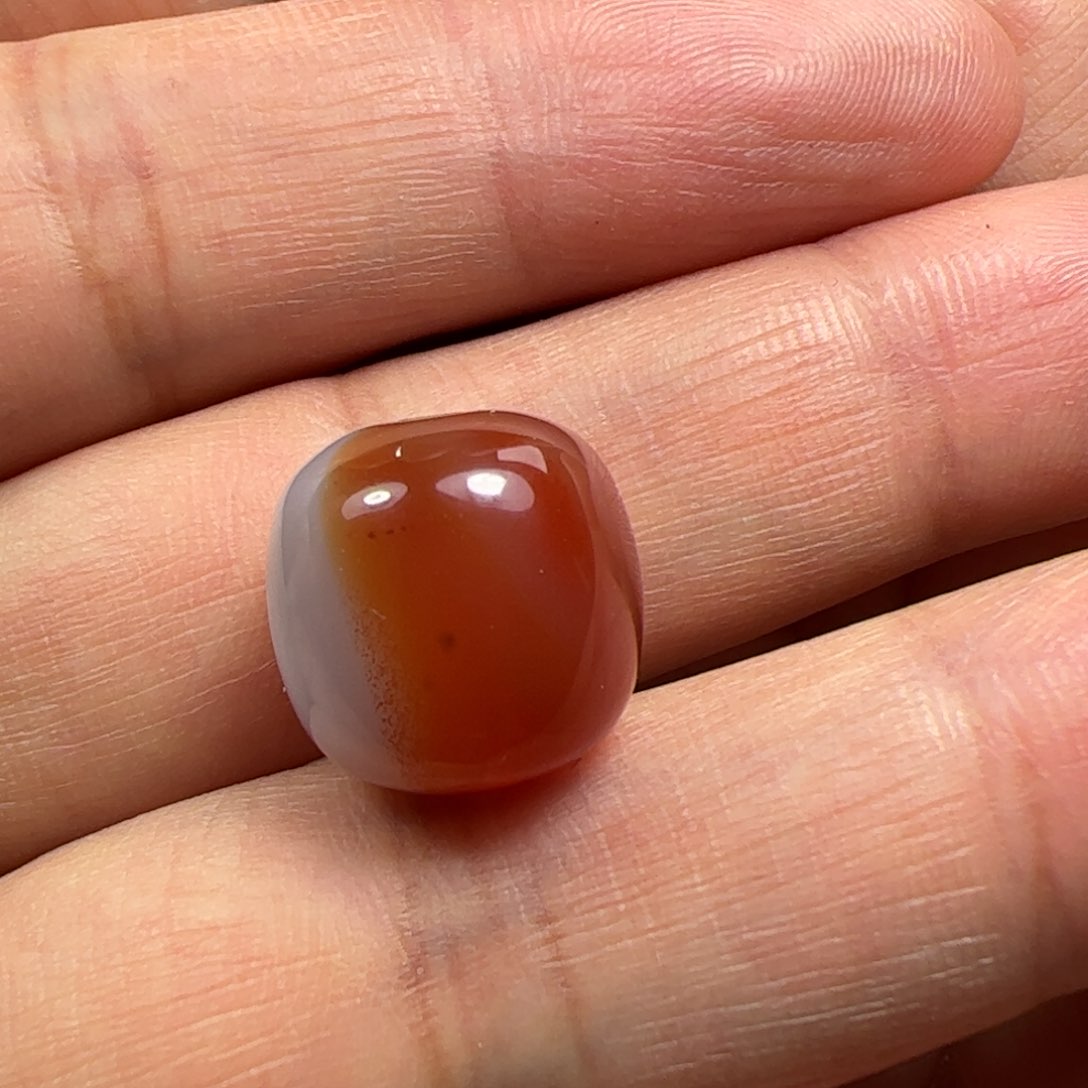 南红玛瑙珠子未镶嵌
