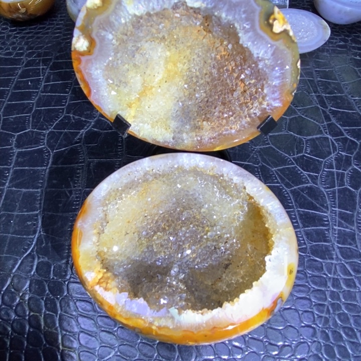 水晶黄水聚宝盆未镶嵌