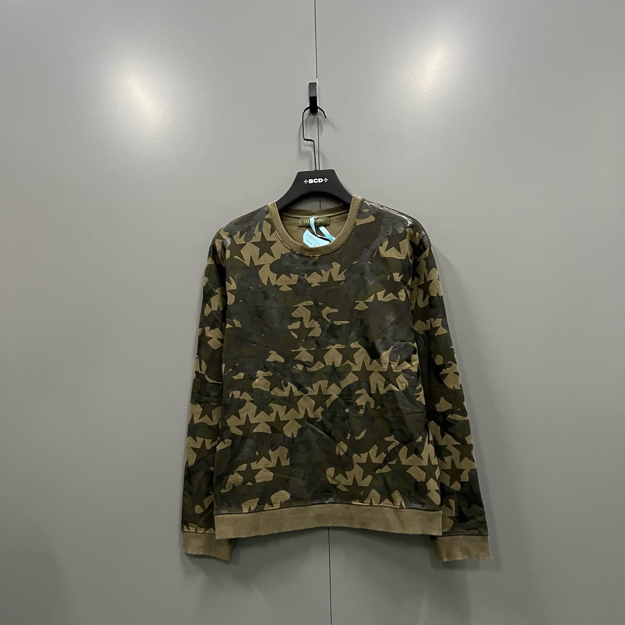 华伦天奴 迷彩星星满印卫衣 S码/95新/6800/fg203607 瑕疵