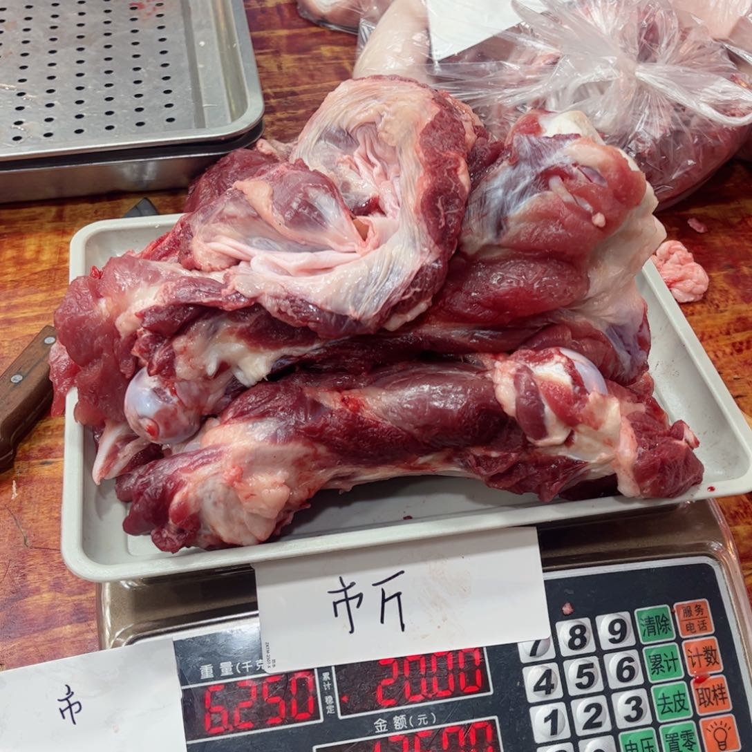 中国大陆60包装黑猪肉