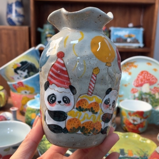 炉景德镇釉下手绘陶瓷 