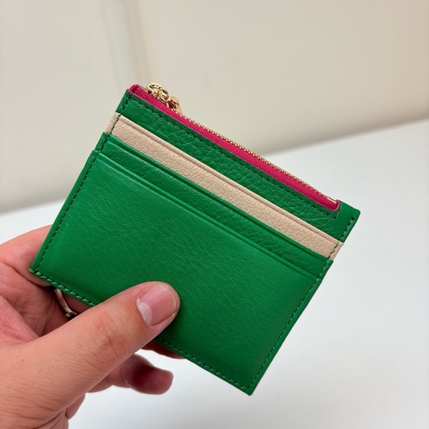 57273 西班牙PG，头层牛皮3卡位多功能卡零钱包，尺寸：10x8.5cm