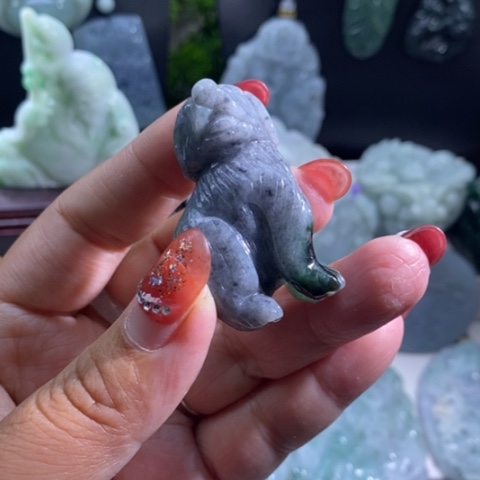 【闪购商品】颈饰未镶嵌翡翠珮*狗