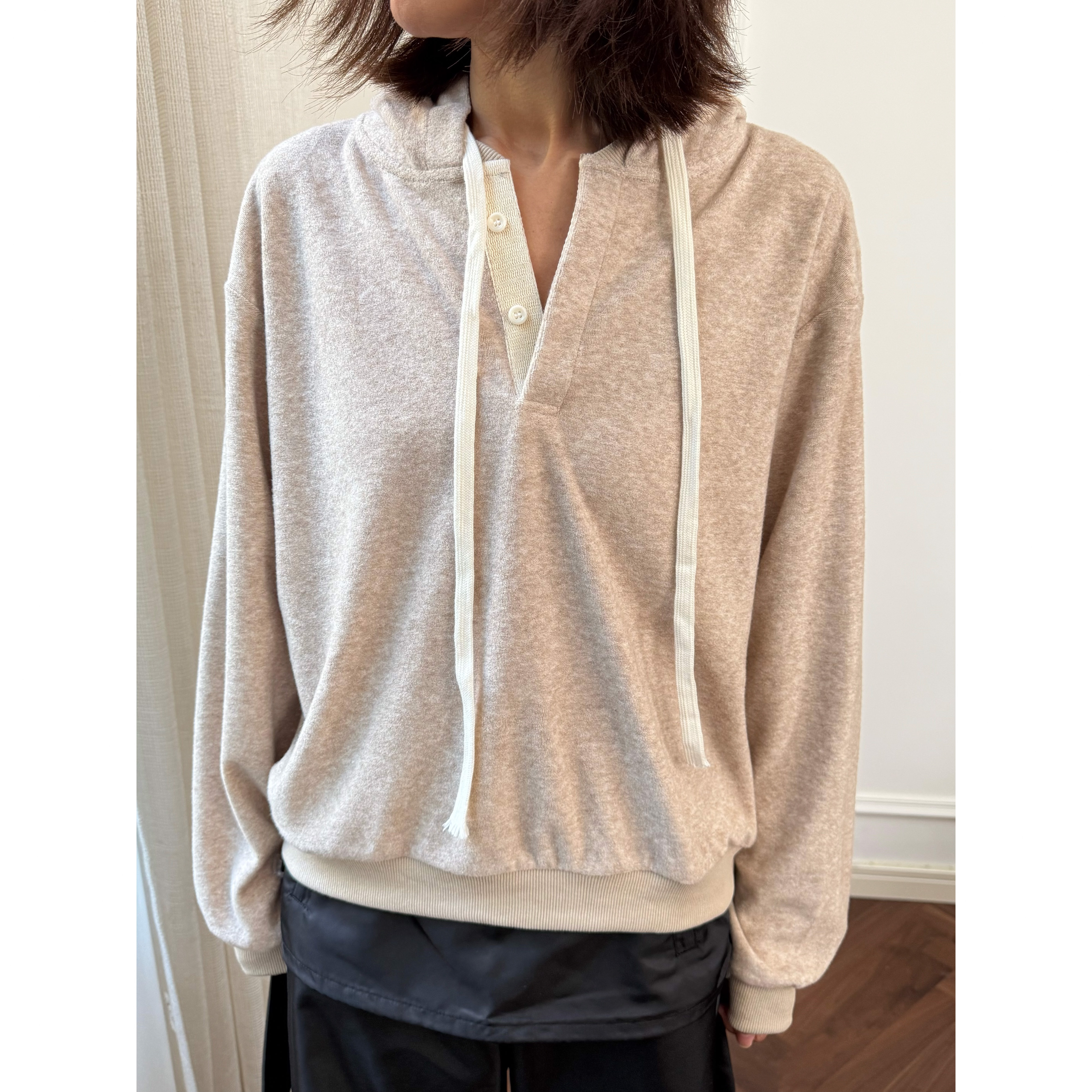 25秋 浅色抽绳纽扣 简约连帽卫衣