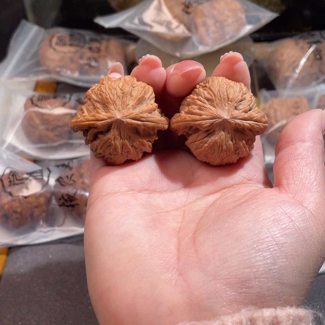 文玩核桃吊坠40磨盘