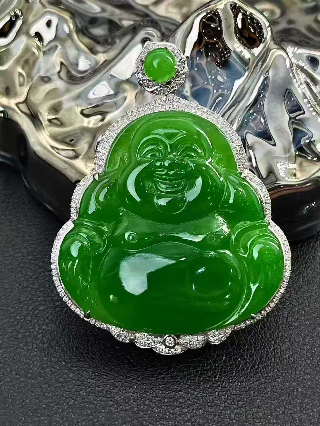 和田碧玉浓色苹果绿碧玉笑佛18k金勾勒佛吊坠