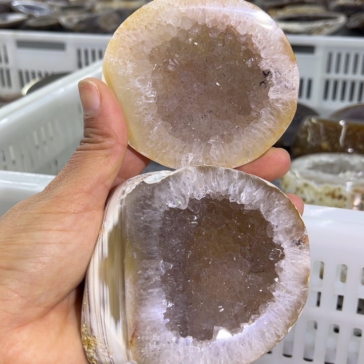 未镶嵌珠宝半成品水晶