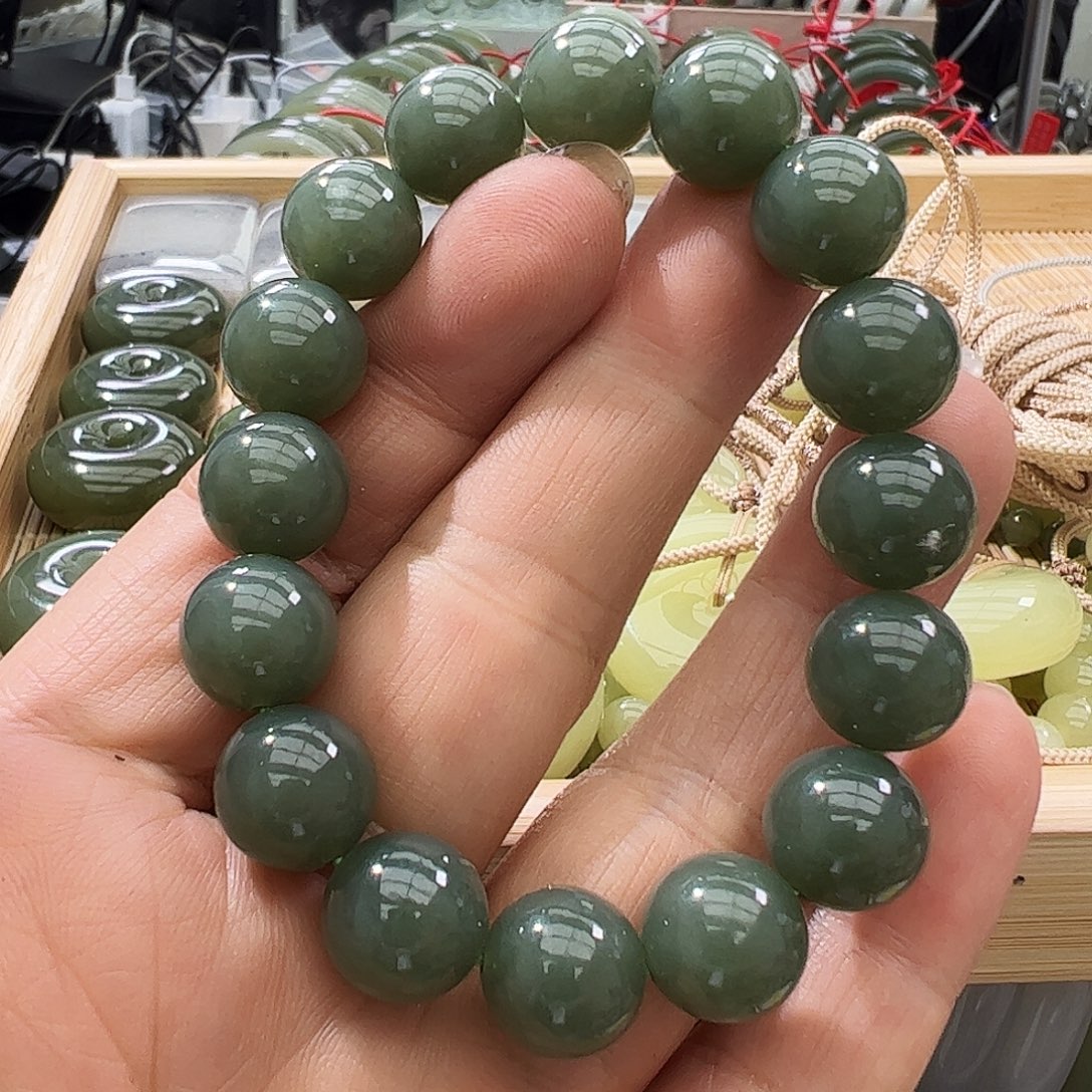 和田玉未镶嵌手链