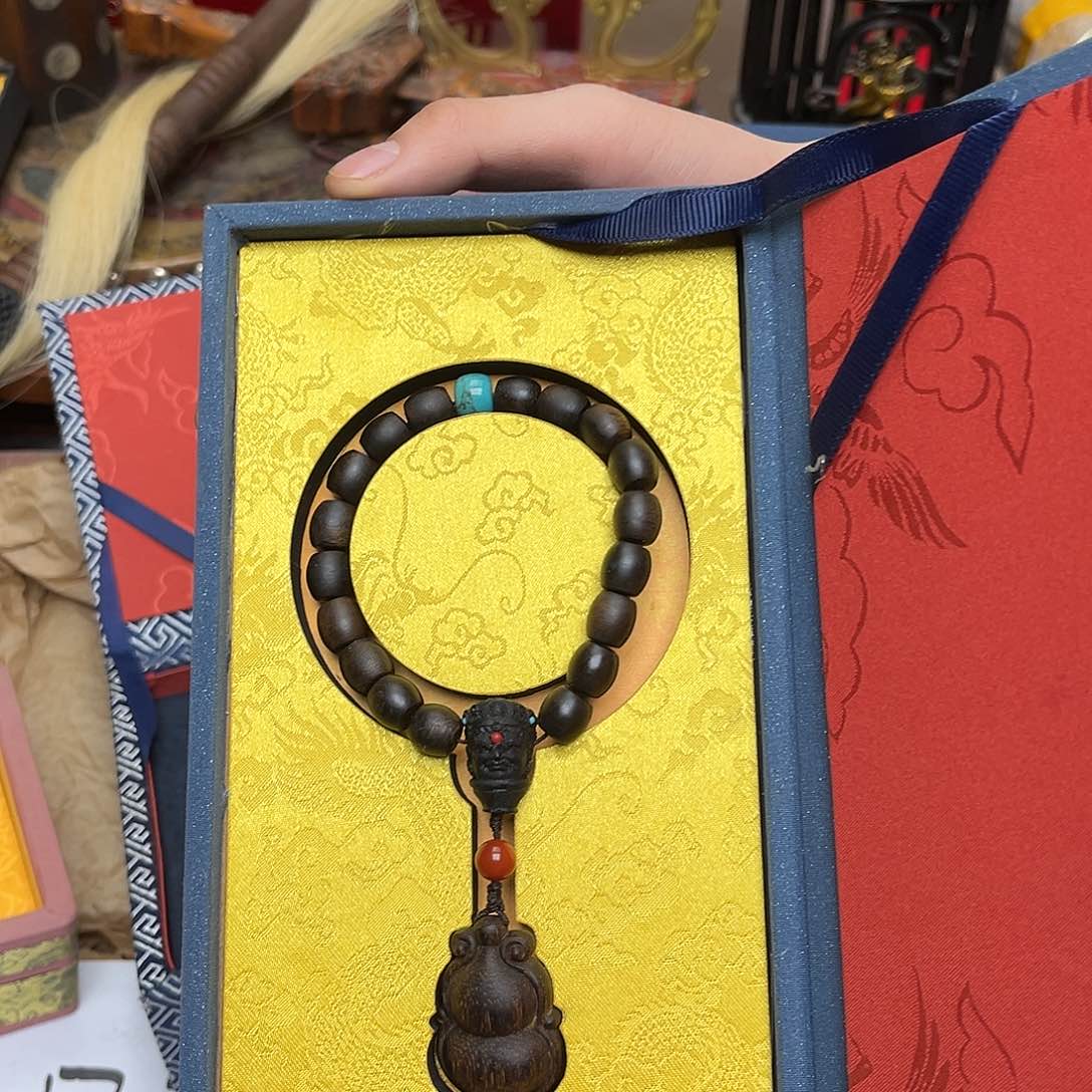 大叶紫檀（黑酸枝木类）