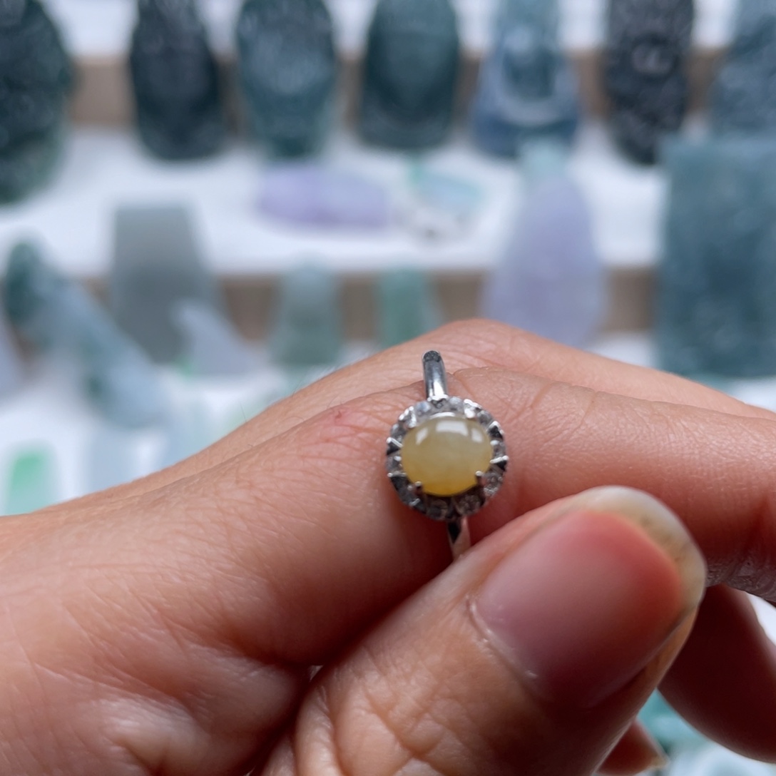 翡翠未镶嵌颈饰天然翡翠