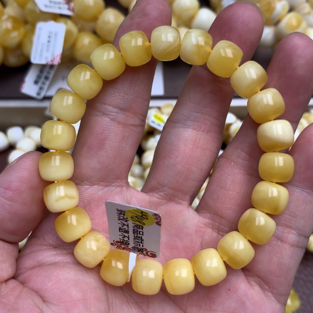 琥珀未镶嵌珠宝奇石9