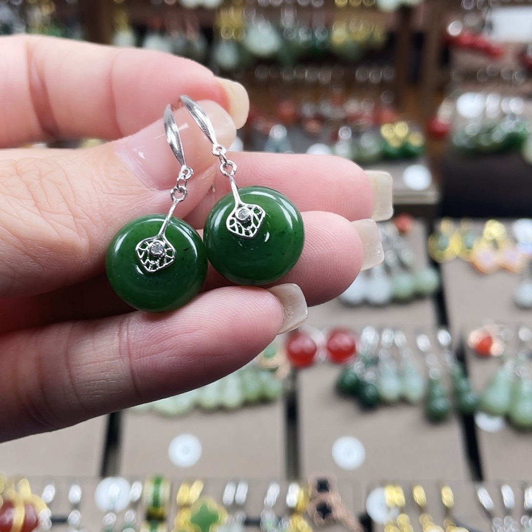 和田玉银S925镶嵌耳饰