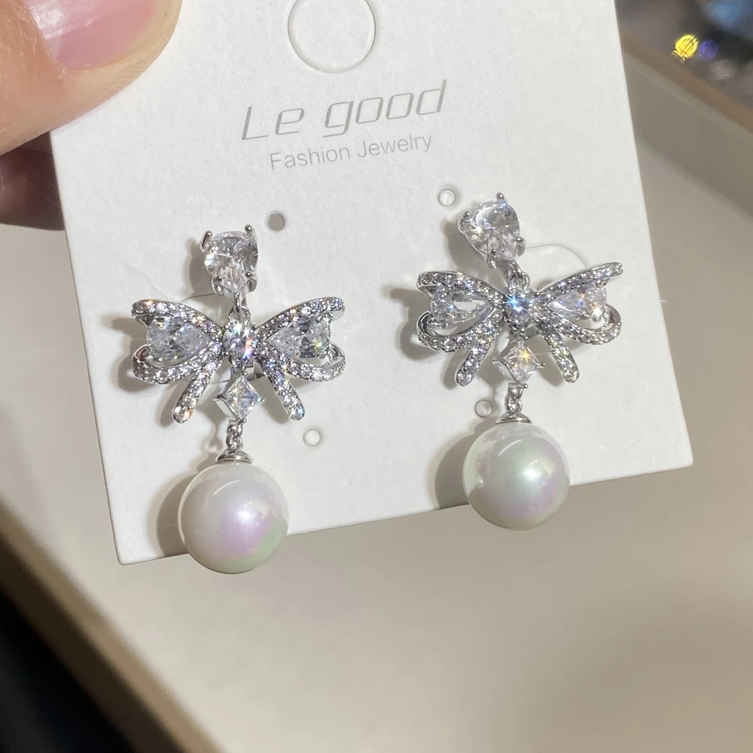 铜合金耳饰 2740-0051新款锆石蝴蝶结新娘婚纱礼服耳夹轻奢