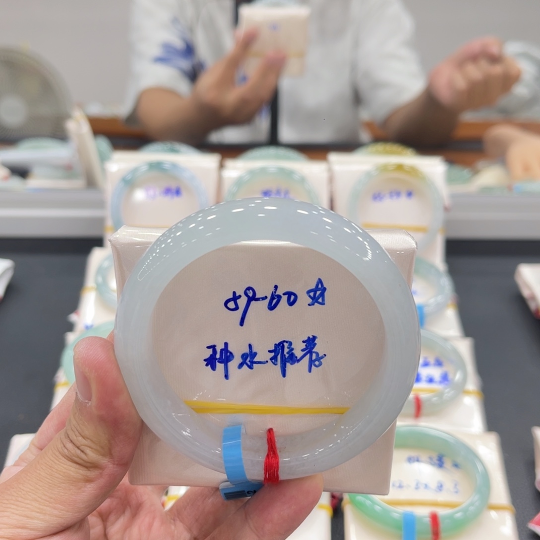 翡翠足银镶嵌手镯缅甸翡翠