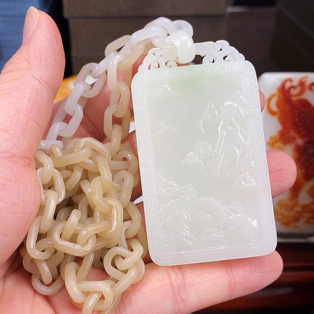 和田玉未镶嵌颈饰